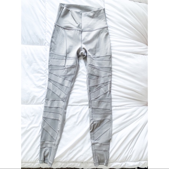 lululemon athletica Gray Mesh Panel Leggings - Picture 2 of 4